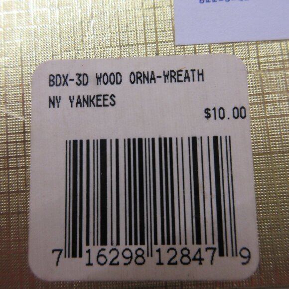 New York Yankees NNY MLB 3D Wood Christmas Wreath Ornament Hunter 1999 Gift Box - Picture 11 of 12